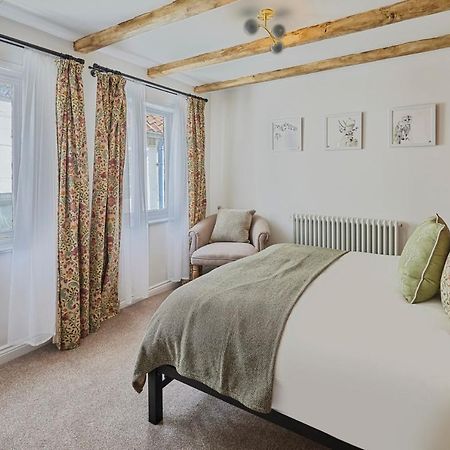 Host & Stay - Cragg Cottage Уитби Екстериор снимка