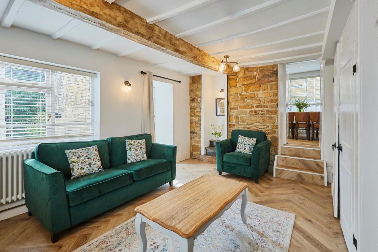 Host & Stay - Cragg Cottage Уитби Екстериор снимка
