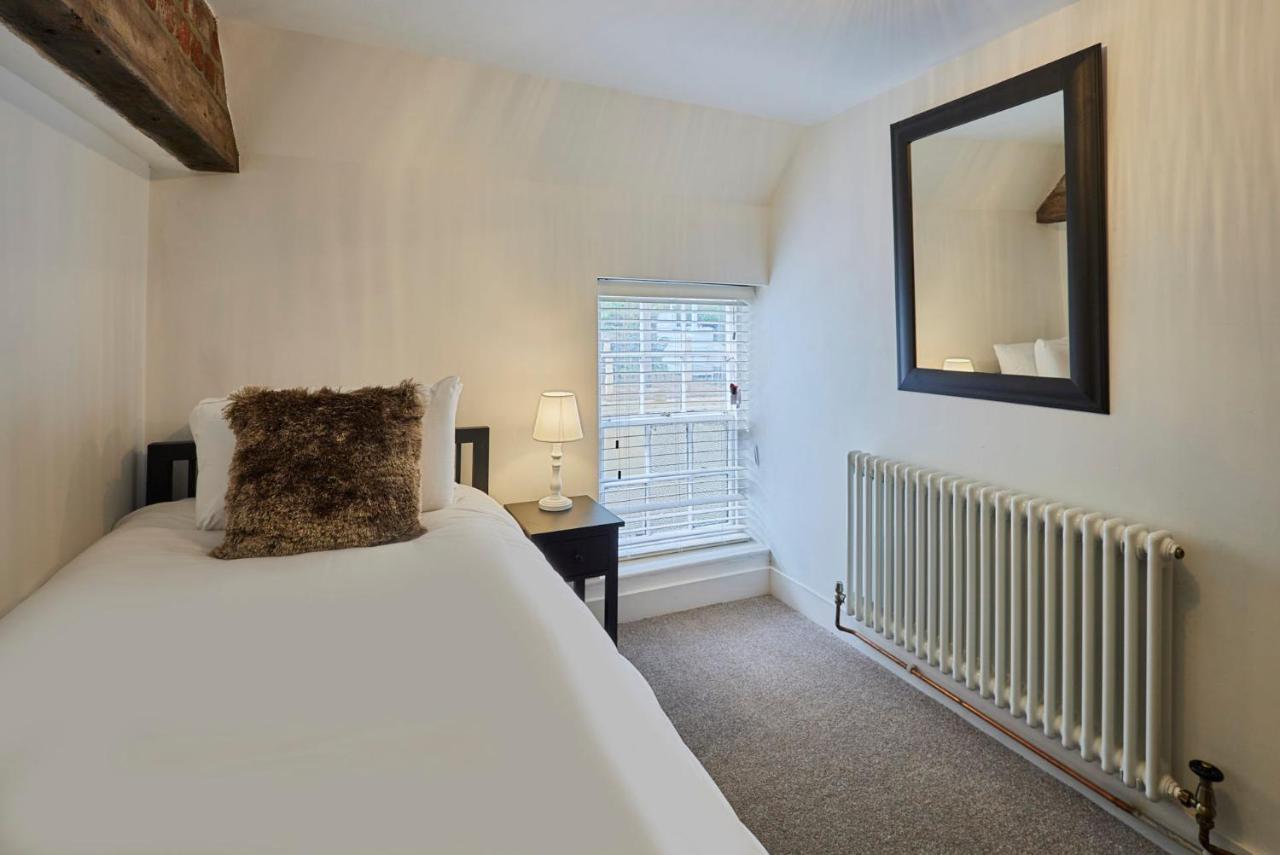 Host & Stay - Cragg Cottage Уитби Екстериор снимка